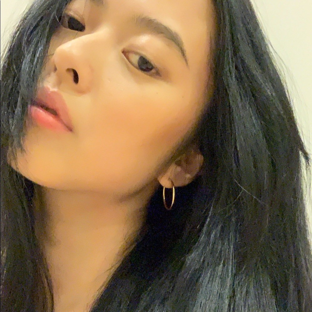 Vanessa Mooney Large Hoop earnings